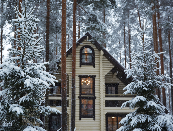 Арендовать Белый Монарх коттедж в Петербурге